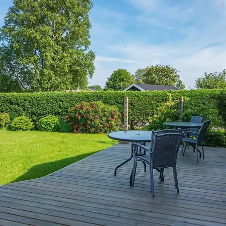 בית נופש Modern By The - By Traum Hejls